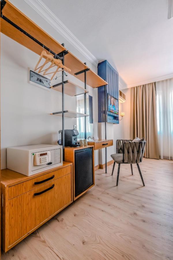 Casativo Hotels Lara Antalia Esterno foto