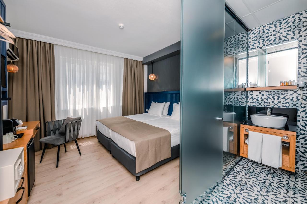Casativo Hotels Lara Antalia Esterno foto